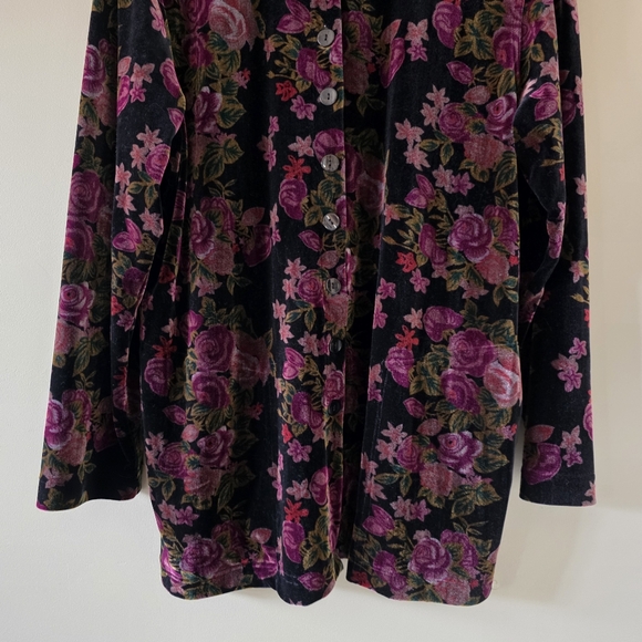Windridge L Vintage 90s Whimsigoth Dark Romantic Floral Velvet Boyfriend Shirt - Picture 8 of 15